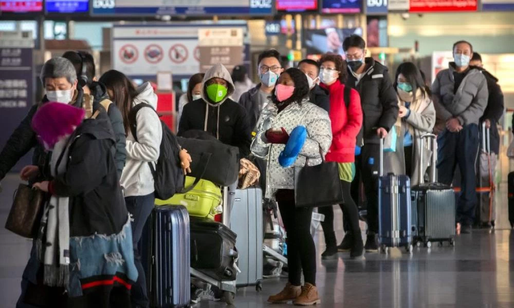 Κομισόν: Σχέδιο για την επανεκκίνηση του τουρισμού εν μέσω πανδημίας